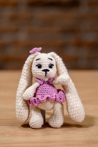 Хеклана играчка зека (15 cm)